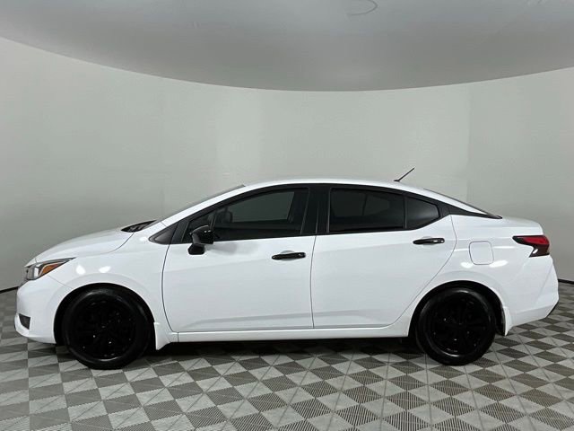 Used 2024 Nissan Versa S w/ Trunk Package image 8