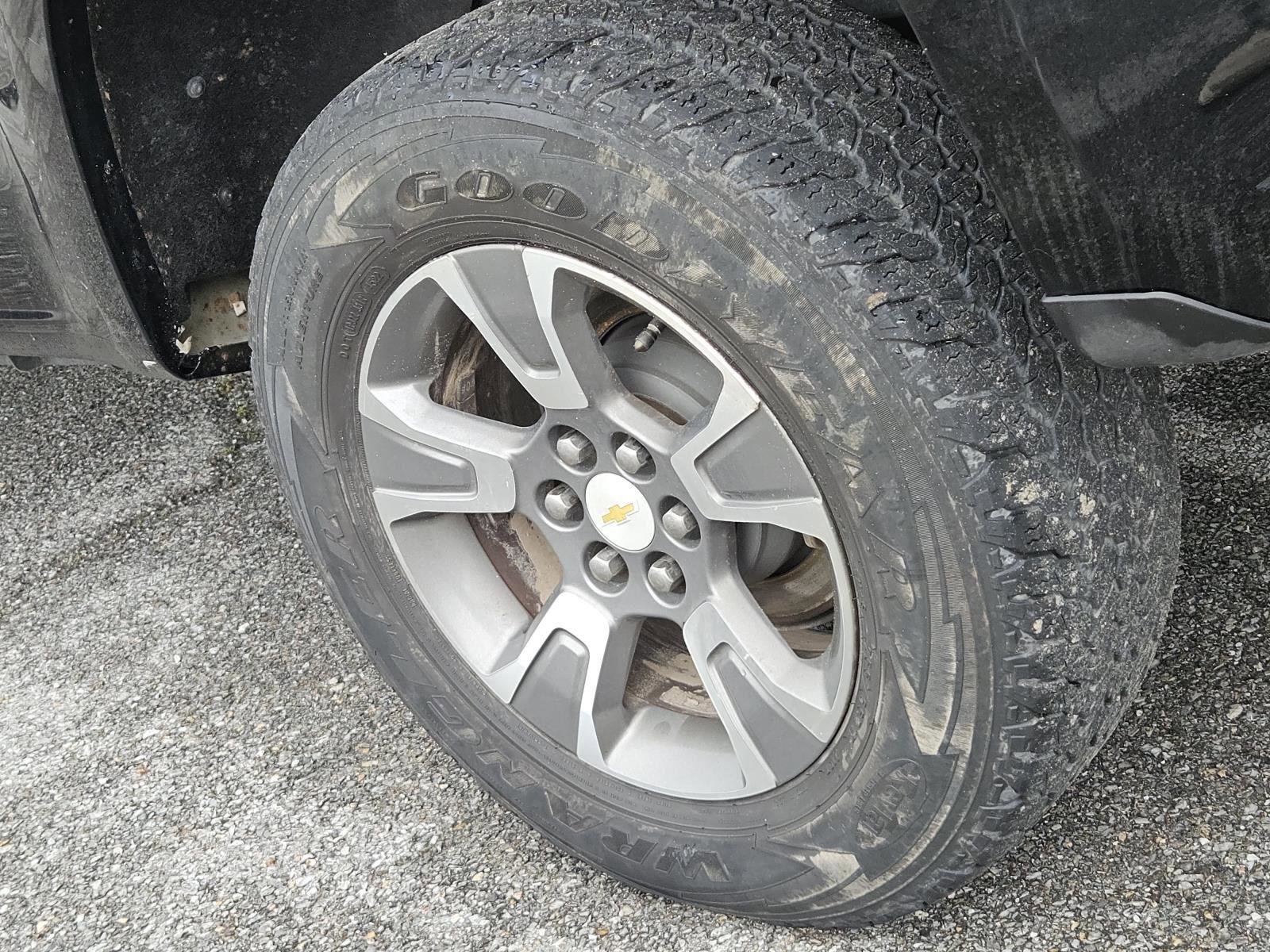 Used 2015 Chevrolet Colorado Z71 AWD/4WD image 7