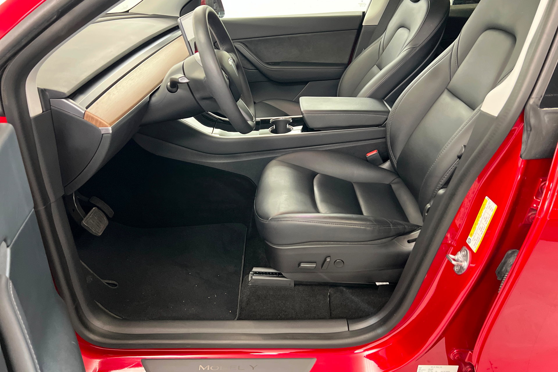 Used 2020 Tesla Model Y Long Range AWD/4WD image 18