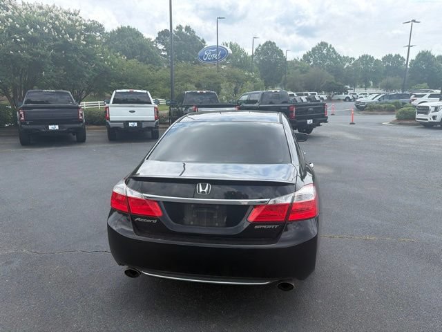 Used 2015 Honda Accord Sport image 11