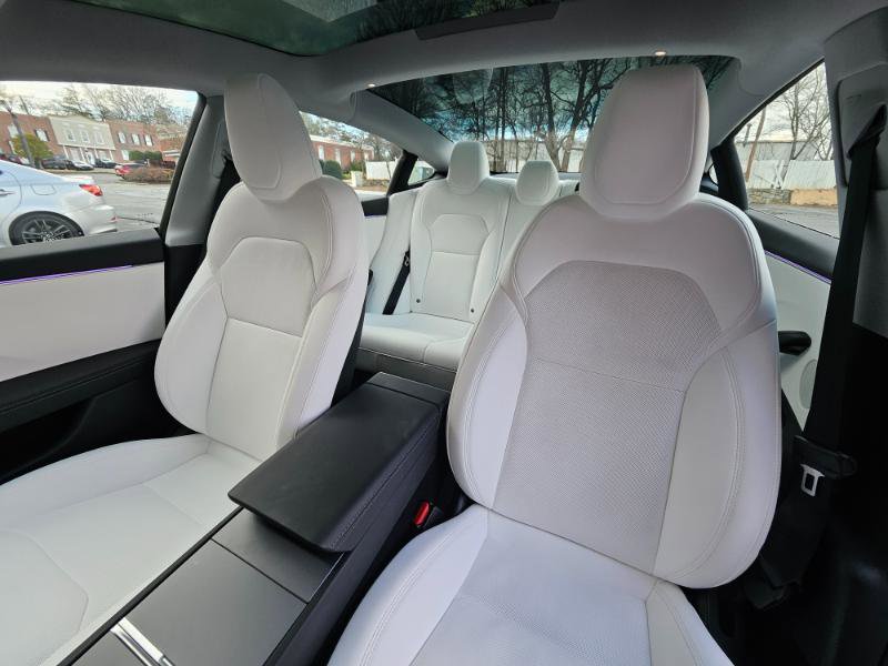 Used 2025 Tesla Model 3 Long Range image 37