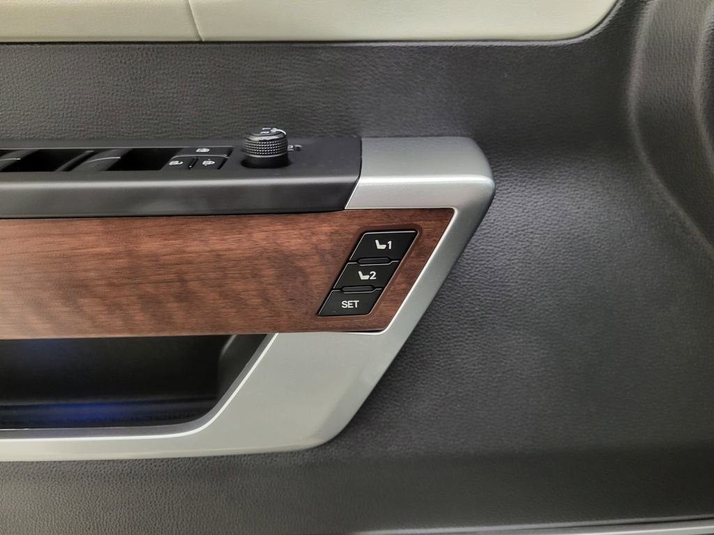 Used 2024 Toyota Sequoia Capstone image 5