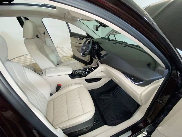 Used 2023 Buick Envision Avenir image 38