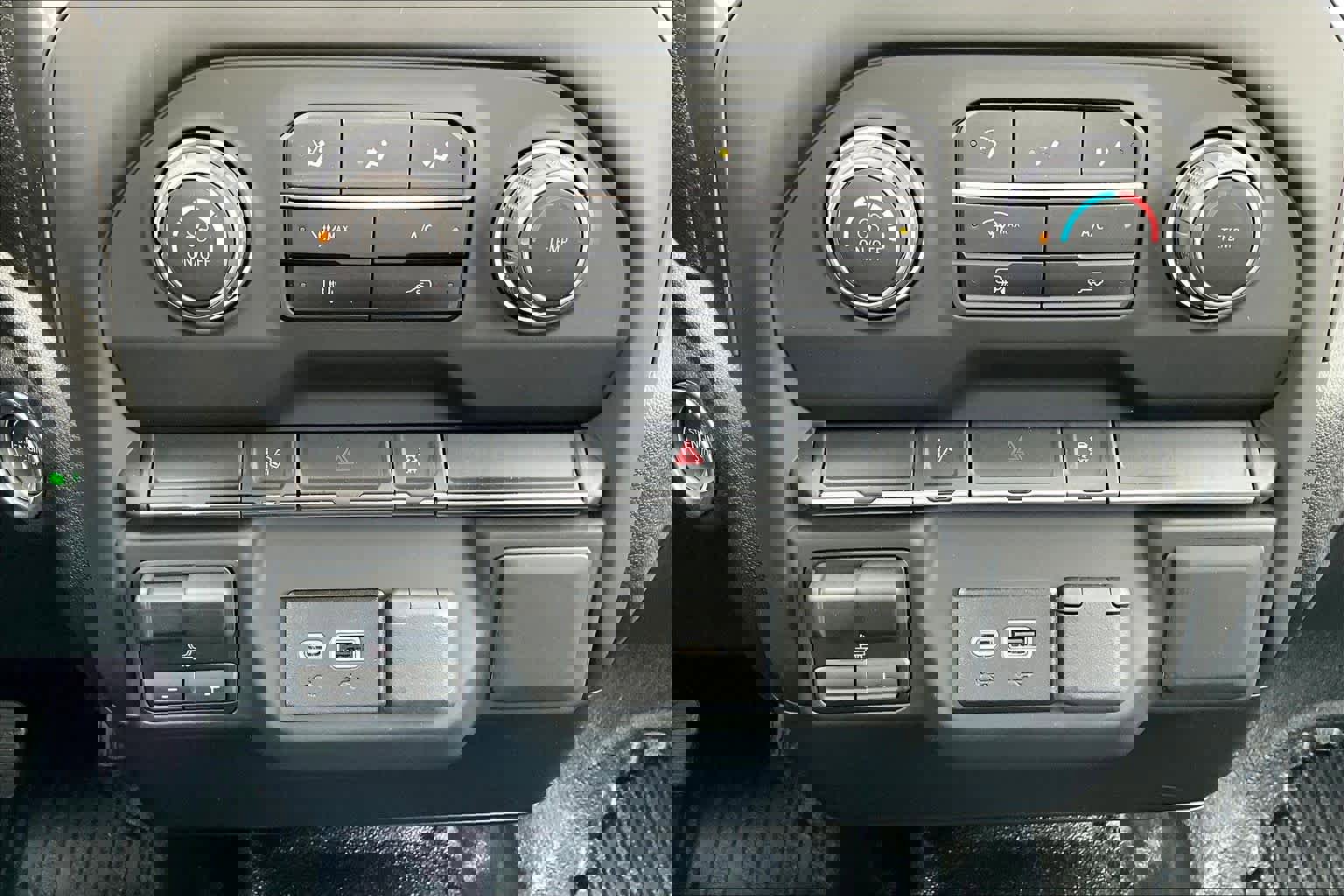 Used 2025 Chevrolet Silverado 2500 W/T w/ Snow Plow Prep/Camper Package image 32