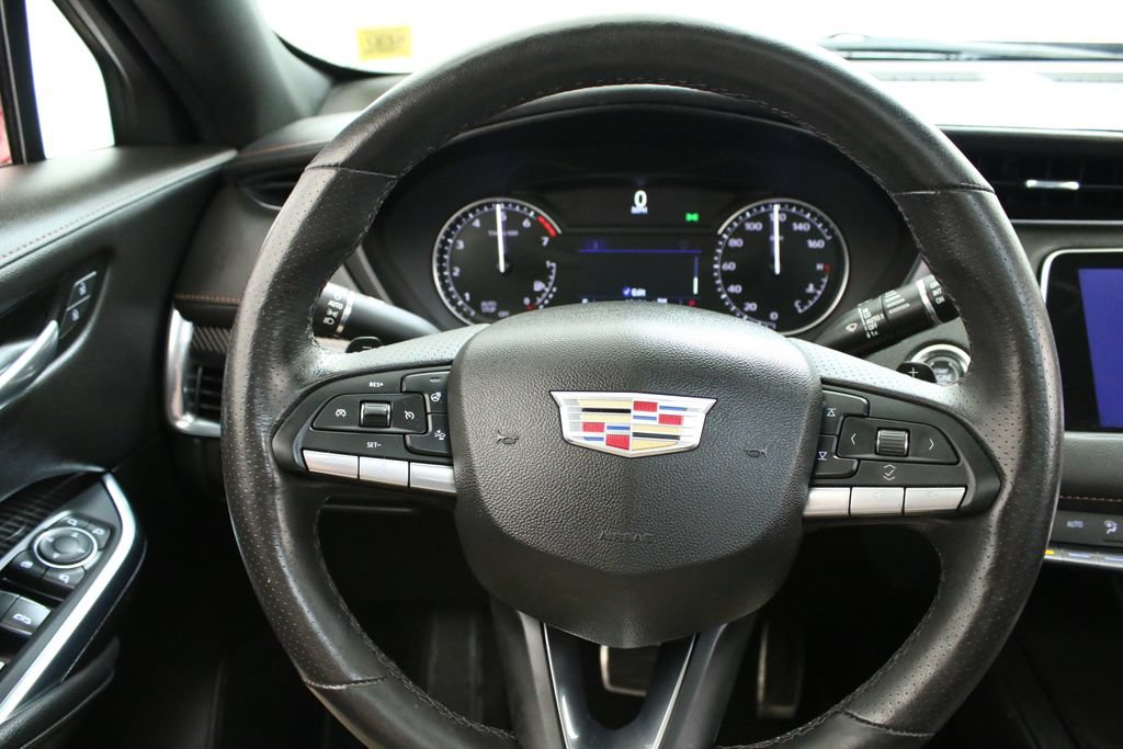 Used 2023 Cadillac XT4 Sport w/ Cold Weather Package AWD/4WD image 14