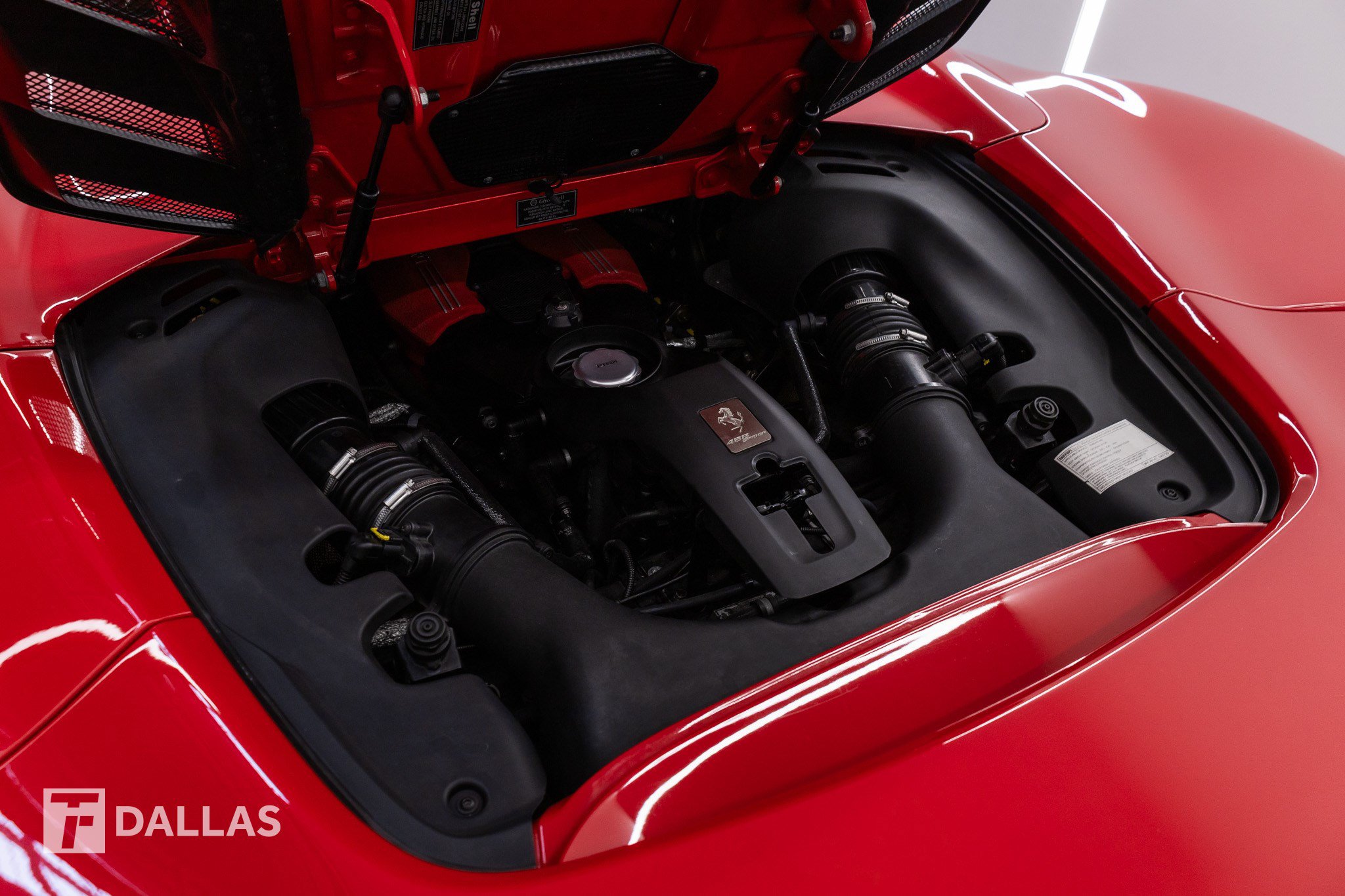 Used 2016 Ferrari 488 Spider RWD image 12