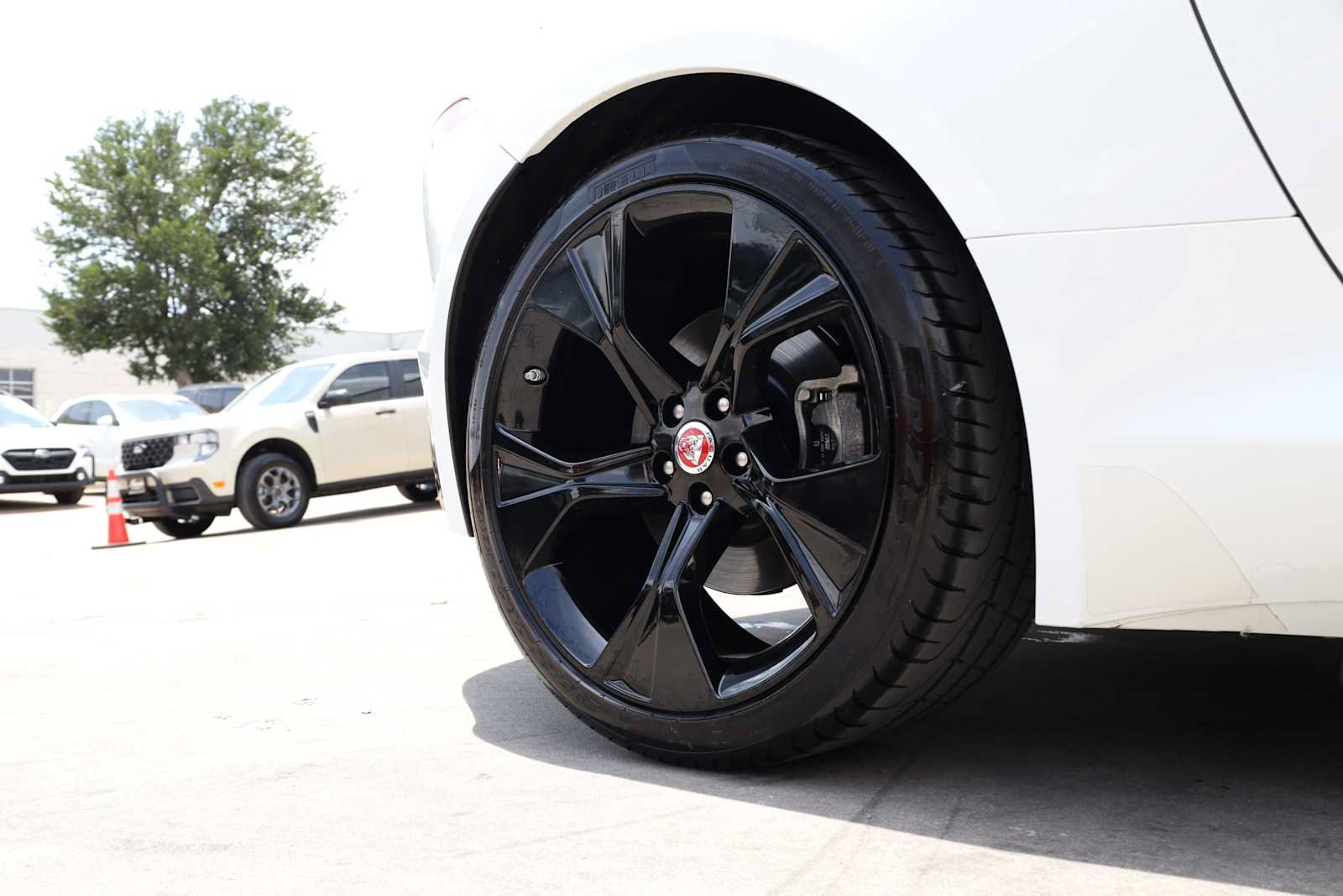 Used 2021 Jaguar F-TYPE Convertible RWD image 53