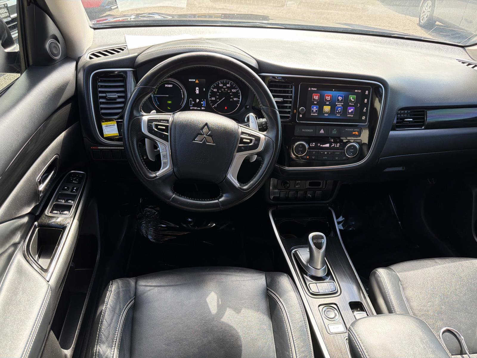 Used 2018 Mitsubishi Outlander SEL AWD/4WD image 8