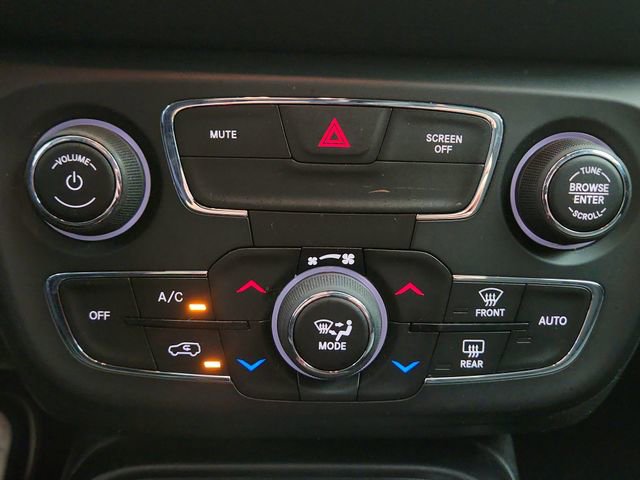 Used 2020 Jeep Compass Trailhawk AWD/4WD image 13