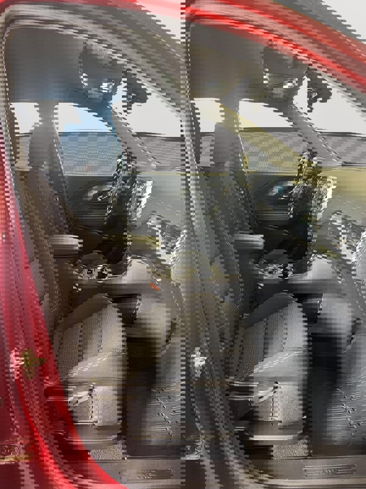 Used 2023 GMC Terrain SLE w/ Driver Convenience Package image 12