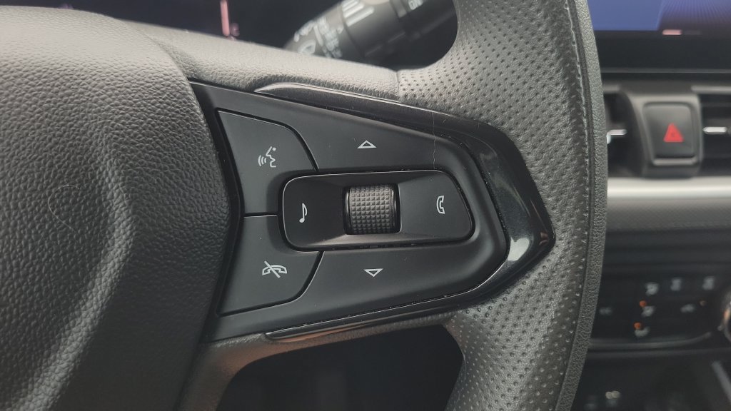 Used 2024 Chevrolet TrailBlazer LS FWD image 20