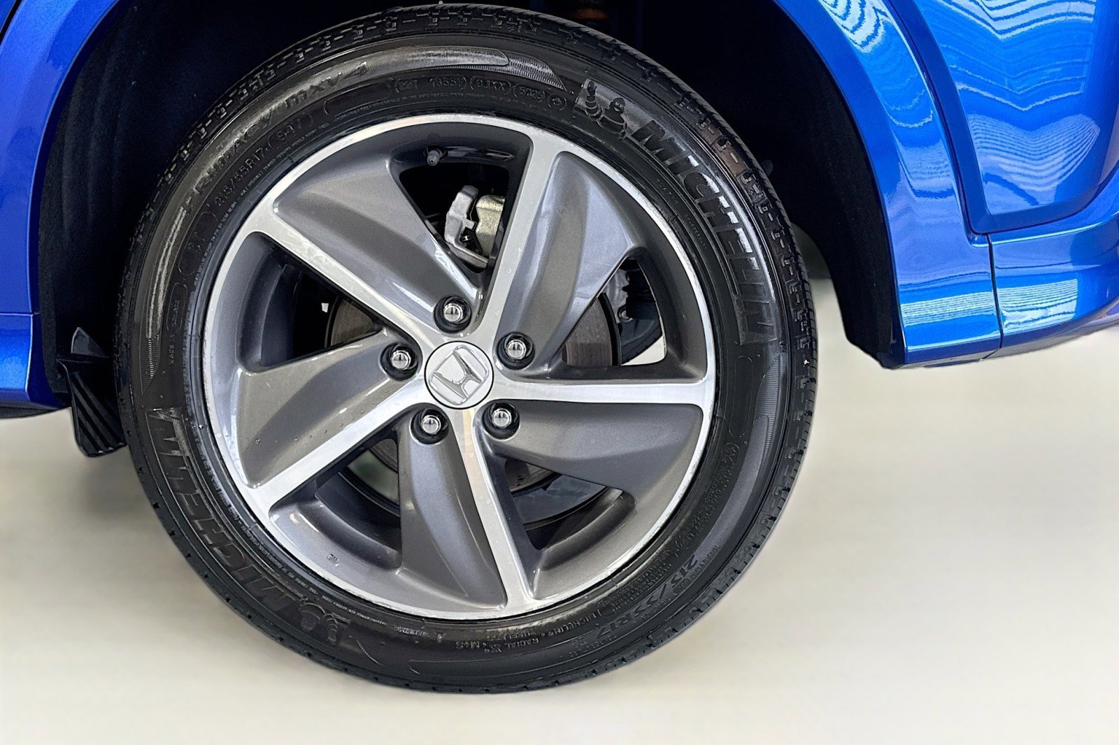 Used 2019 Honda HR-V Touring image 30