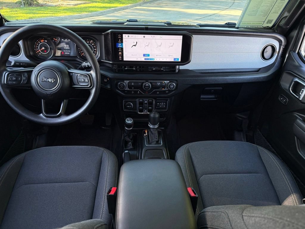 Used 2026 Jeep Wrangler Unlimited Sport AWD/4WD image 11