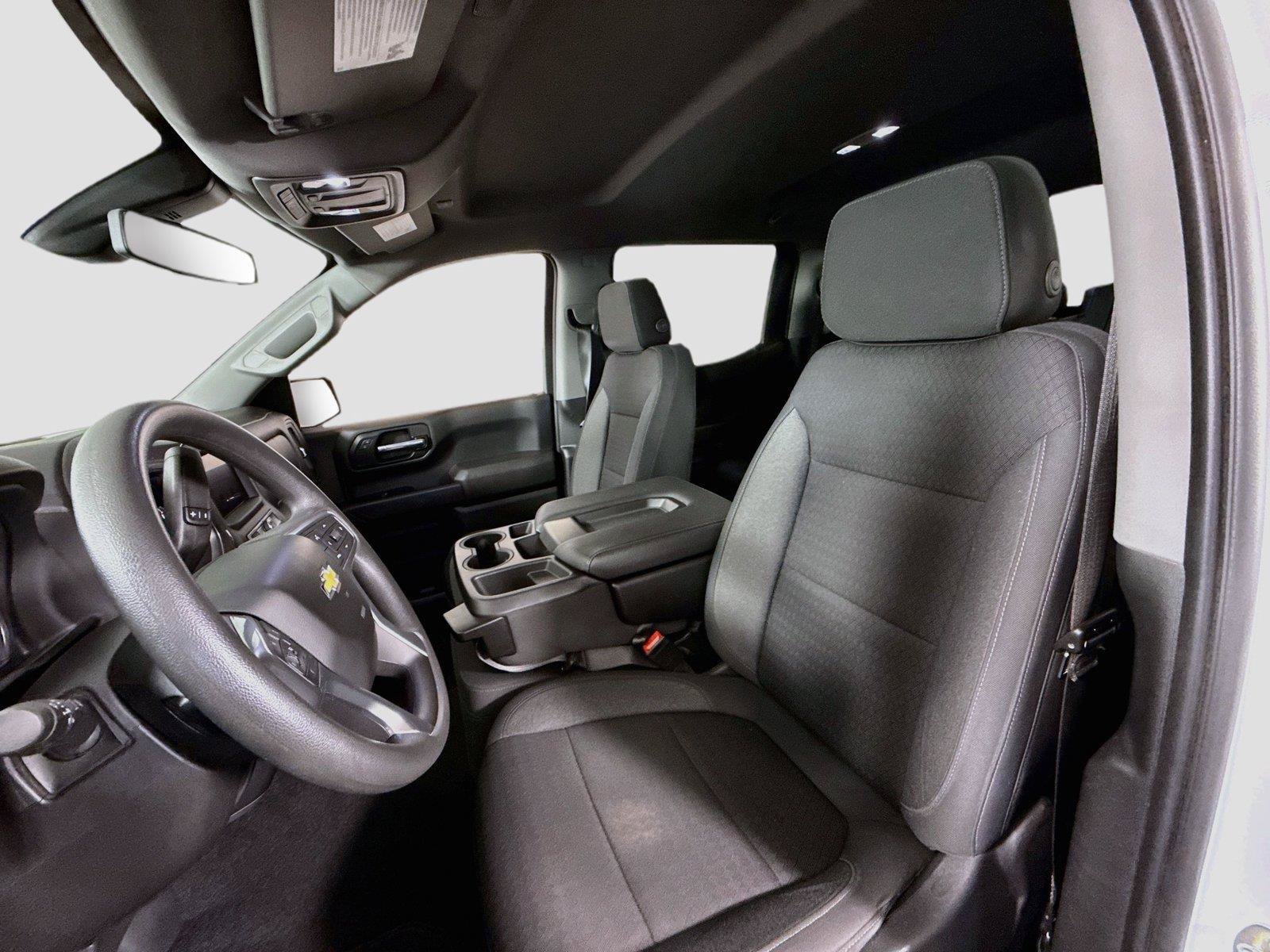 Used 2022 Chevrolet Silverado 1500 Custom w/ Safety Confidence Package AWD/4WD image 13