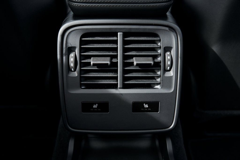 Used 2026 Porsche Taycan Turbo S AWD/4WD image 58