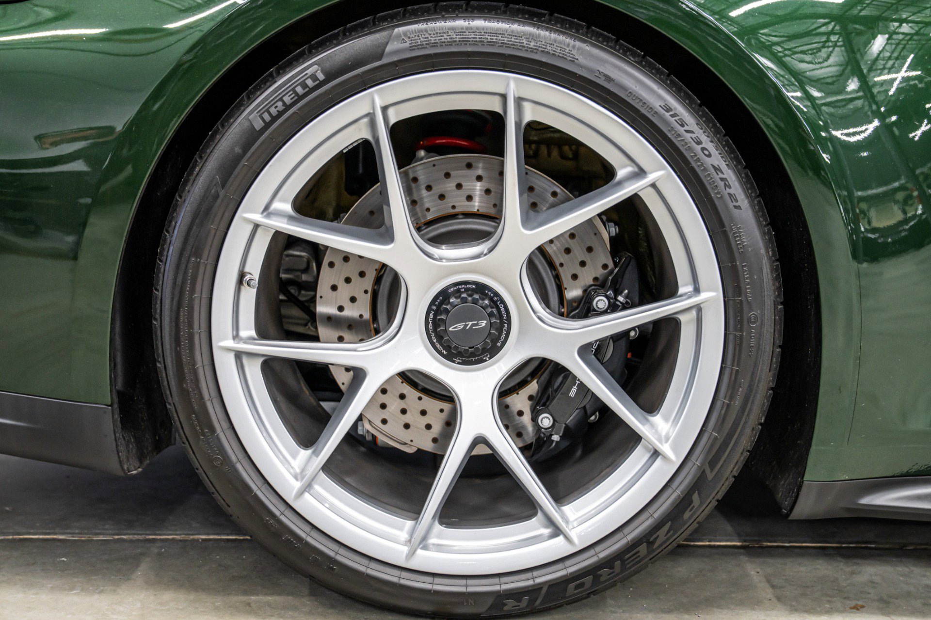 Used 2025 Porsche 911 GT3 RWD image 36