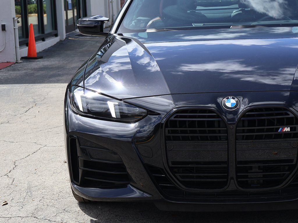 Used 2025 BMW M440i Convertible w/ Premium Package image 17