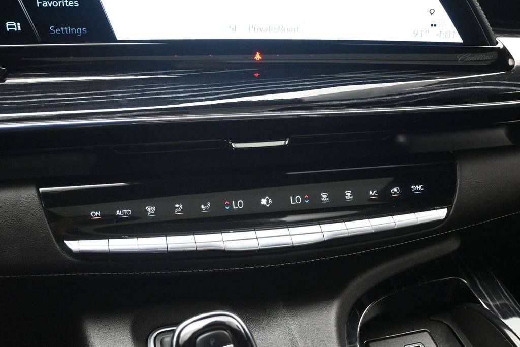 Used 2022 Cadillac Escalade Sport w/ Touring Package AWD/4WD image 17