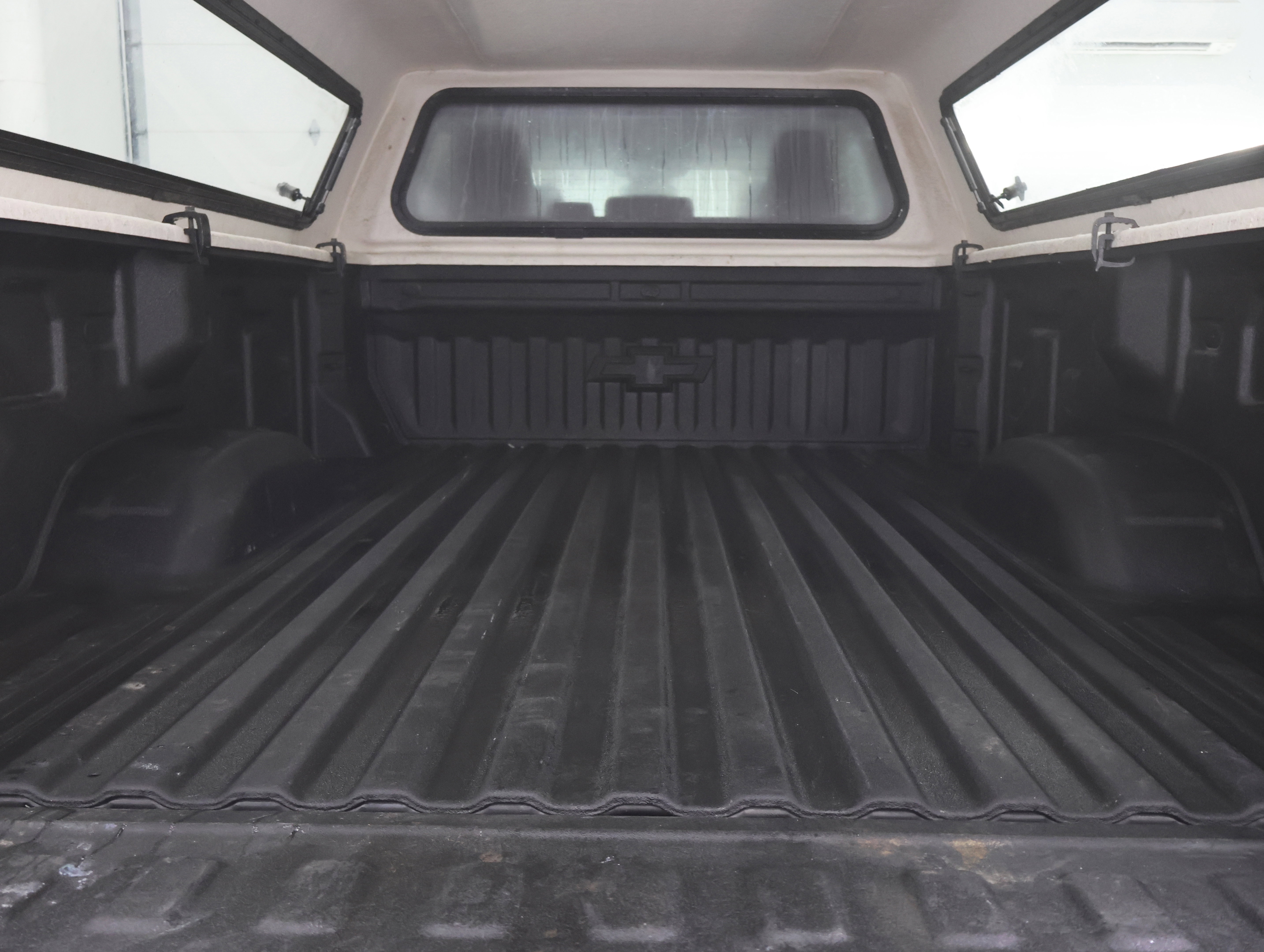 Used 2024 Chevrolet Silverado 2500 LT w/ Midnight Edition image 33