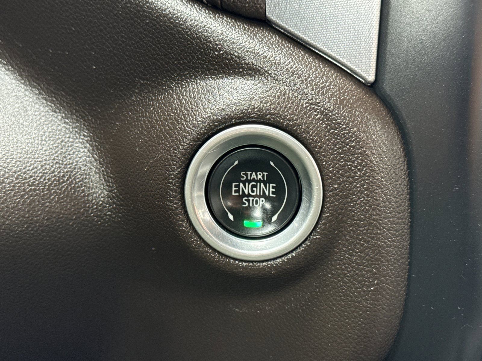 Used 2021 GMC Sierra 3500 SLT w/ Driver Alert Package I image 24