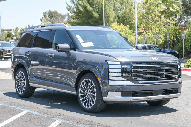 New 2026 Hyundai Palisade Calligraphy AWD/4WD image 3