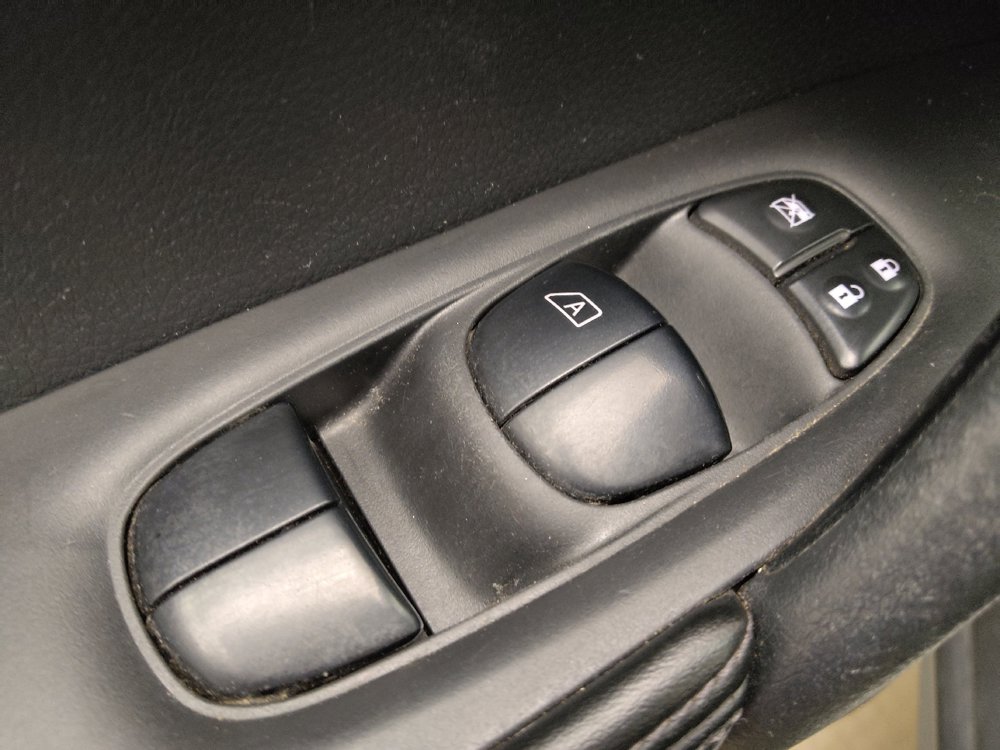 Used 2019 Nissan Rogue SL AWD/4WD image 27