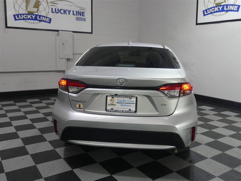 Used 2022 Toyota Corolla LE FWD image 8