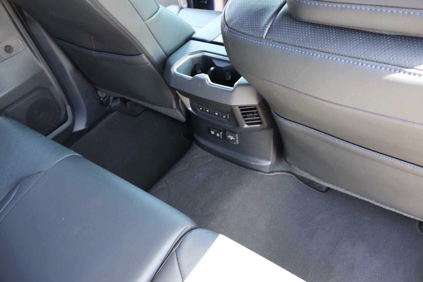 Used 2024 Toyota Tundra Platinum AWD/4WD image 20