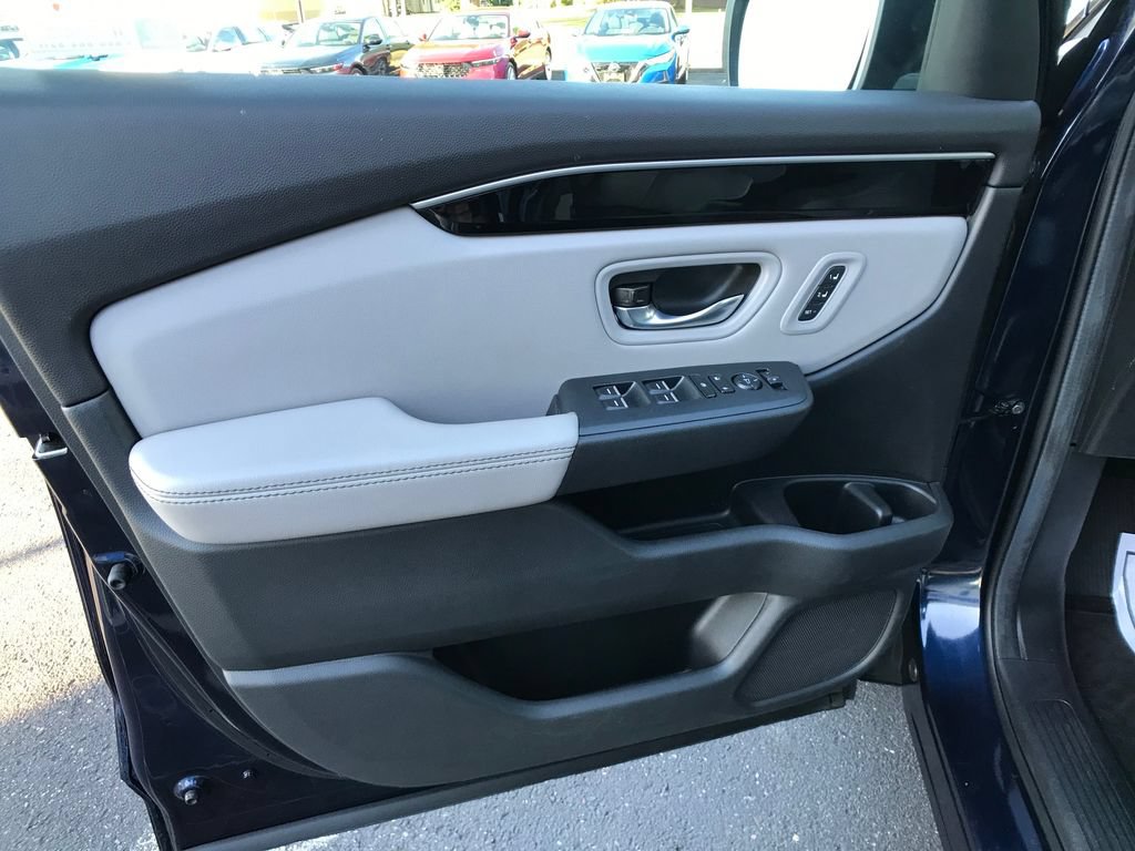 Certified 2024 Honda Pilot Touring image 16