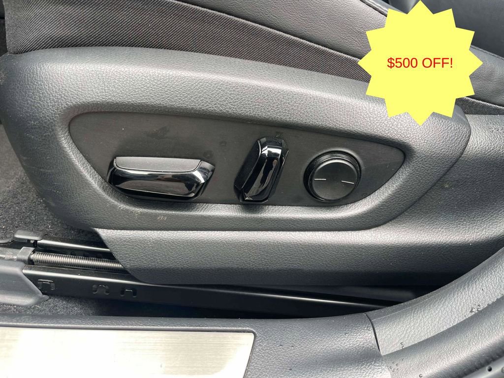 Used 2023 Lexus UX 250h FWD image 18