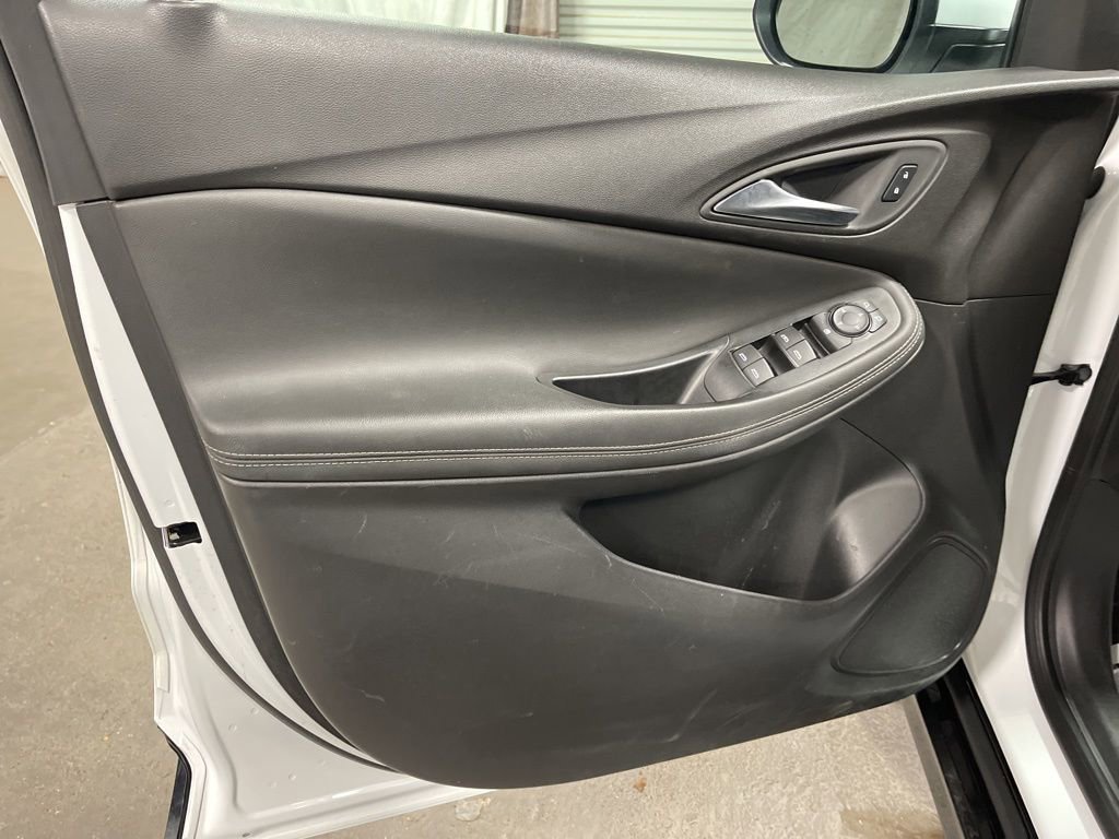 Used 2024 Buick Encore GX Sport Touring w/ Comfort Package image 22