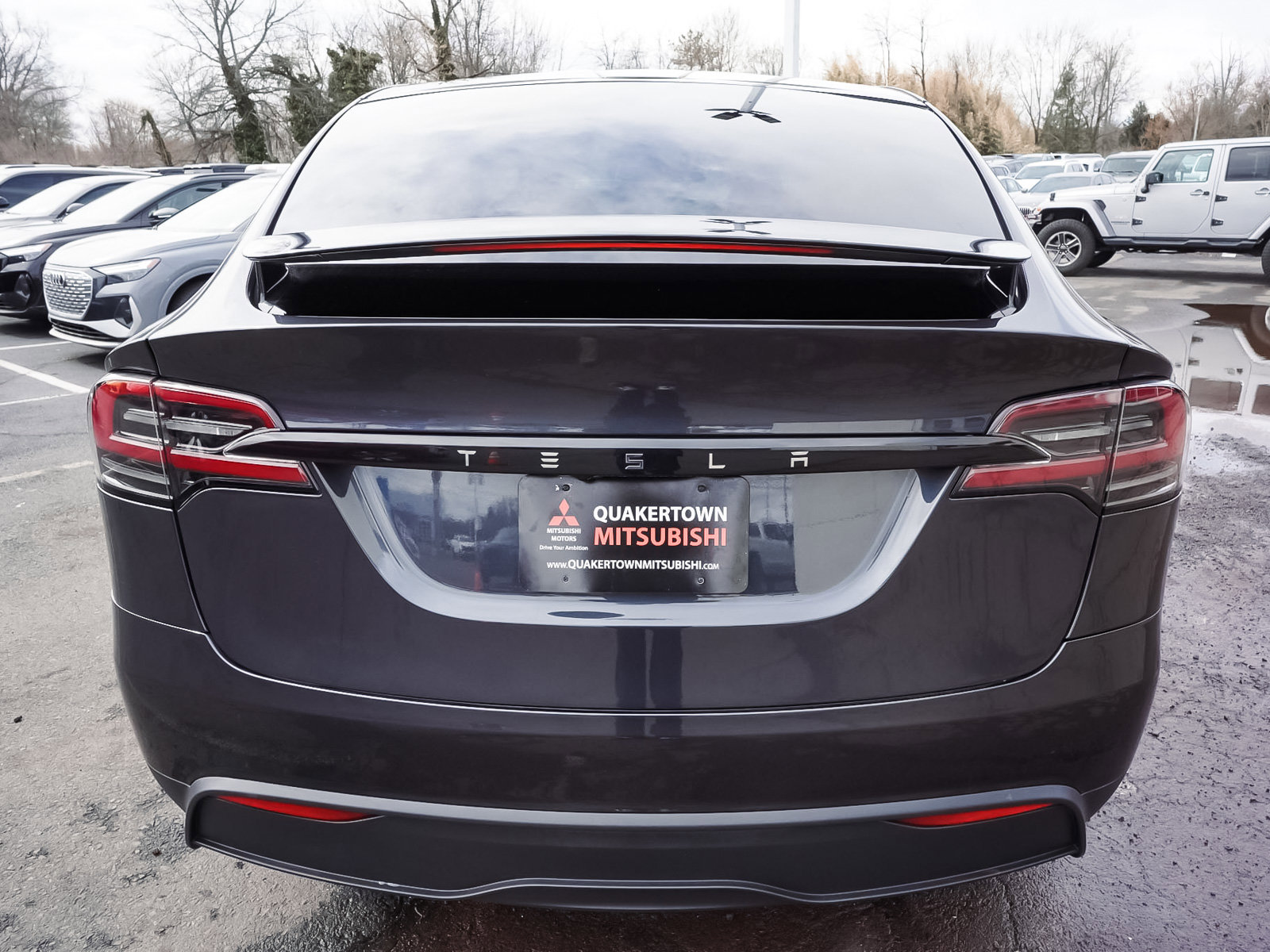 Used 2024 Tesla Model X image 5