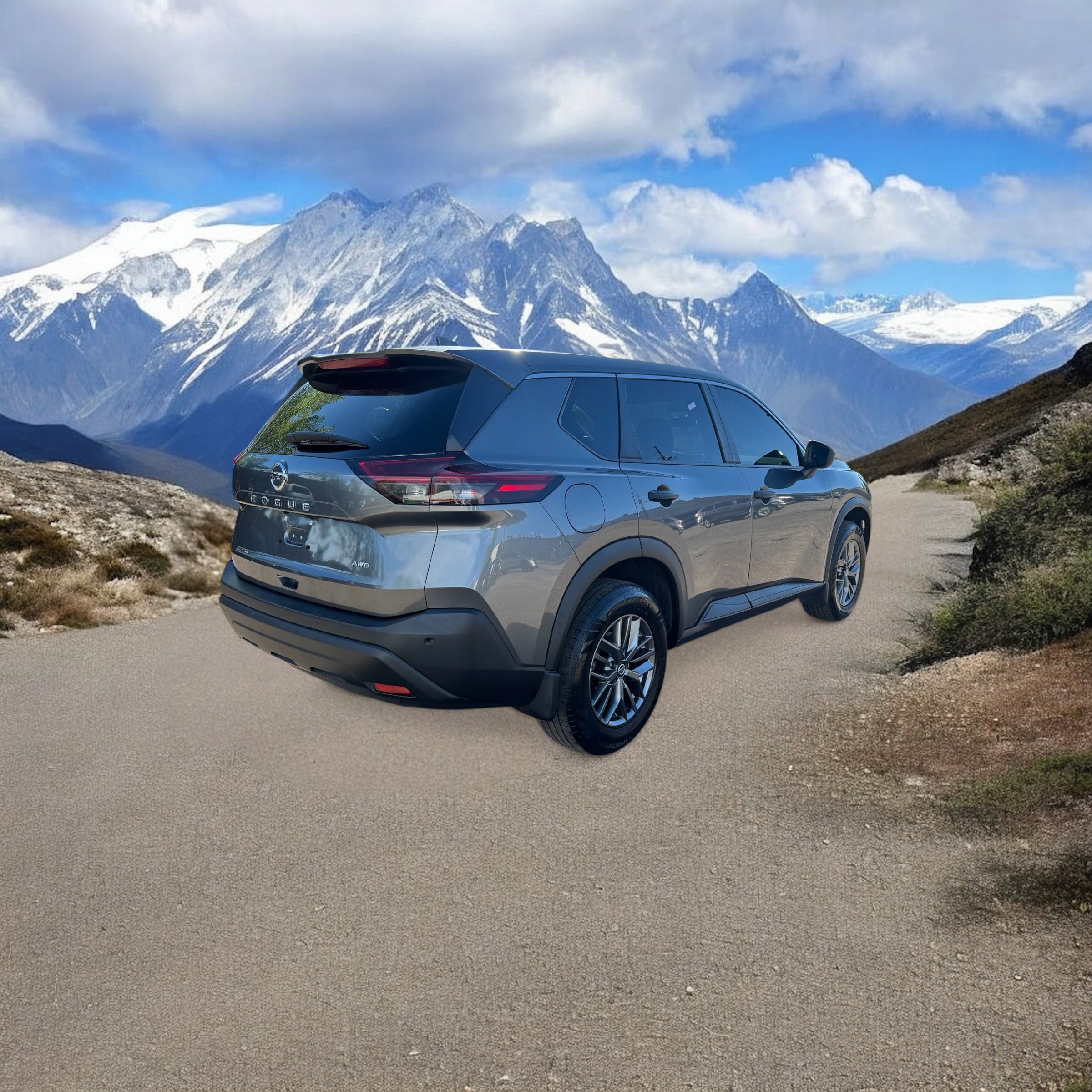 Used 2021 Nissan Rogue S image 5