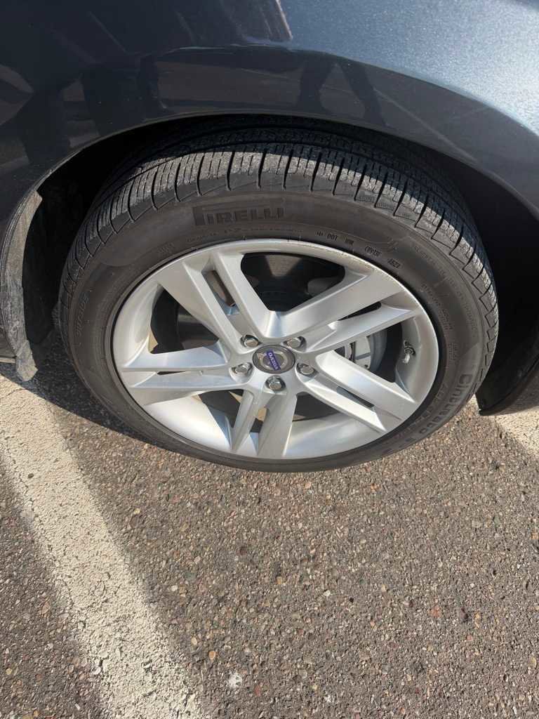 Used 2014 Volvo S60 T5 w/ Climate Package image 19