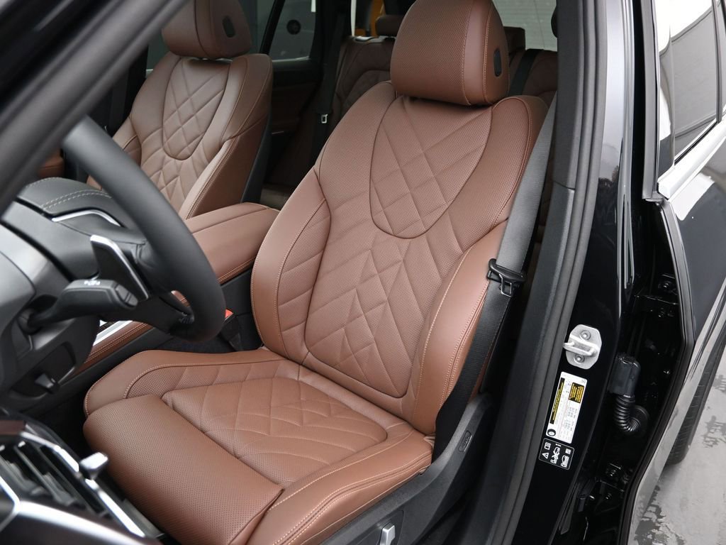 New 2026 BMW X5 xDrive40i AWD/4WD image 13