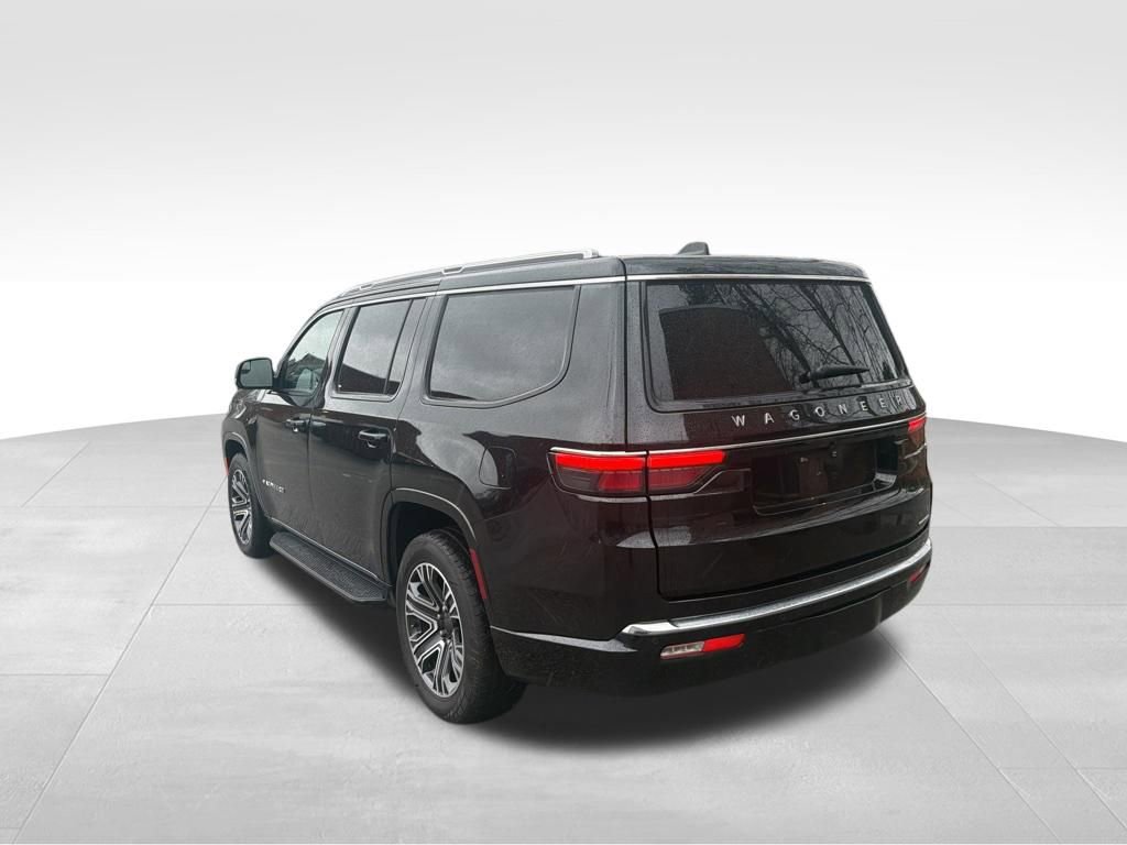 Used 2024 Jeep Wagoneer Series II w/ Flexible Seating Group AWD/4WD image 3