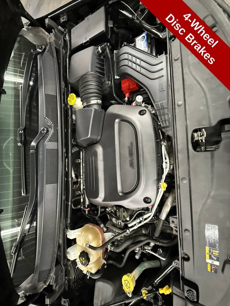Used 2022 Chrysler Voyager LX FWD image 43
