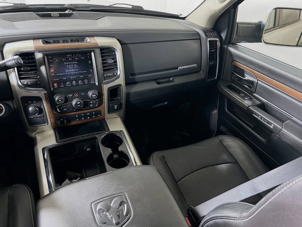 Used 2015 RAM 2500 Laramie w/ Convenience Group AWD/4WD image 19