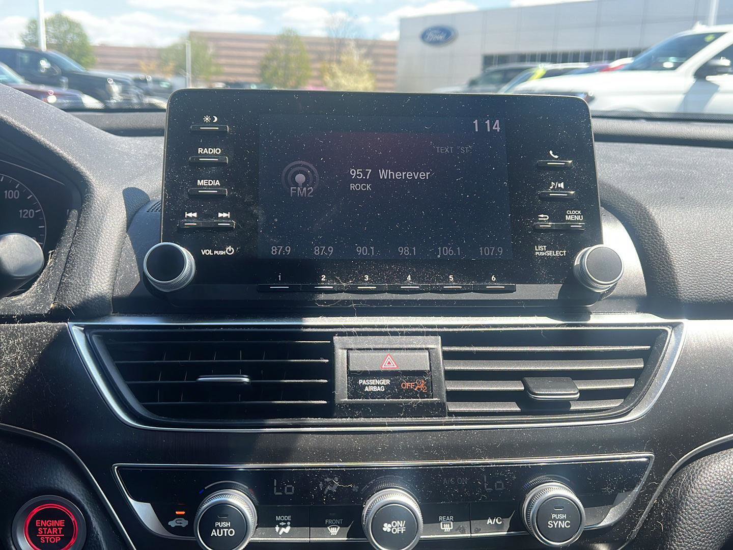 Used 2018 Honda Accord LX image 19