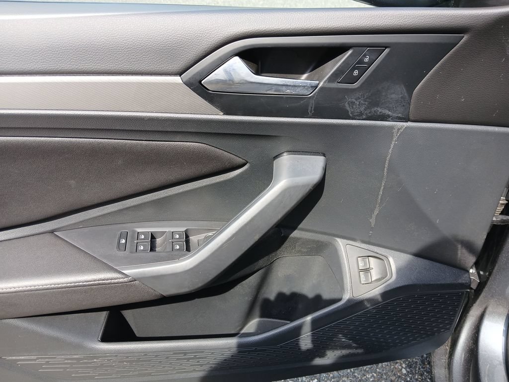 Used 2023 Volkswagen Jetta S w/ Driver Assistance Package FWD image 14