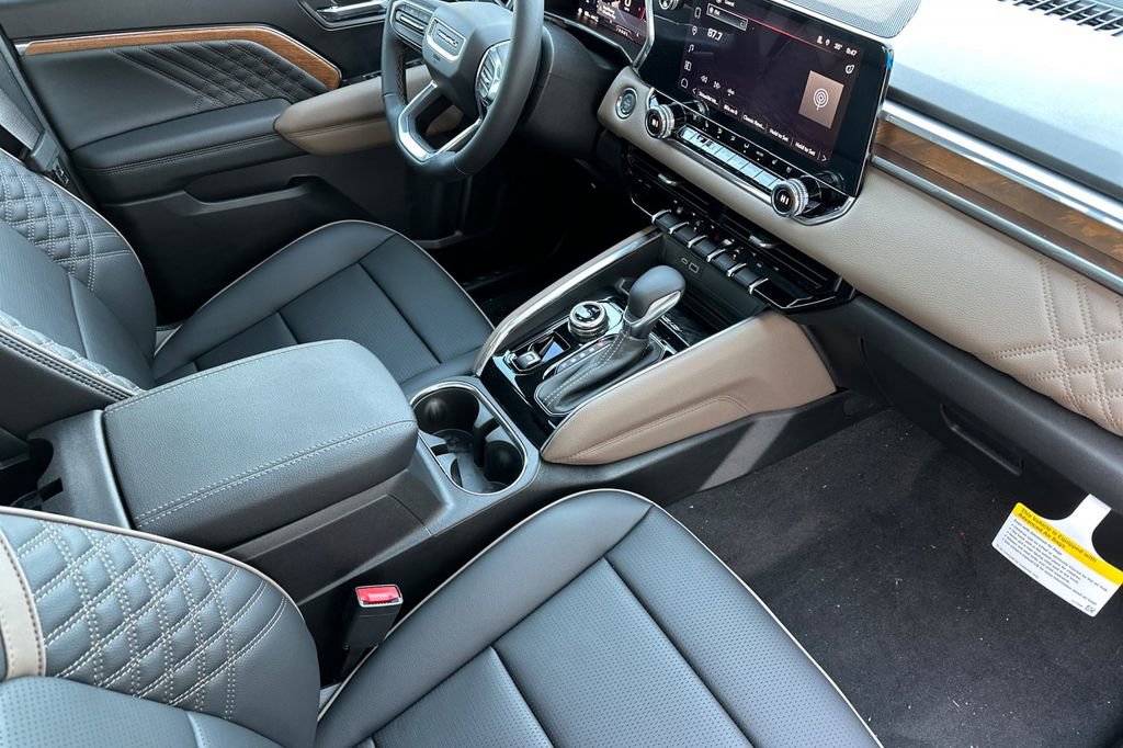 New 2026 GMC Canyon Denali image 12