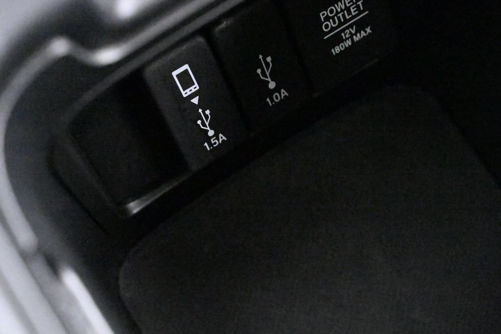 Used 2018 Honda CR-V Touring image 19