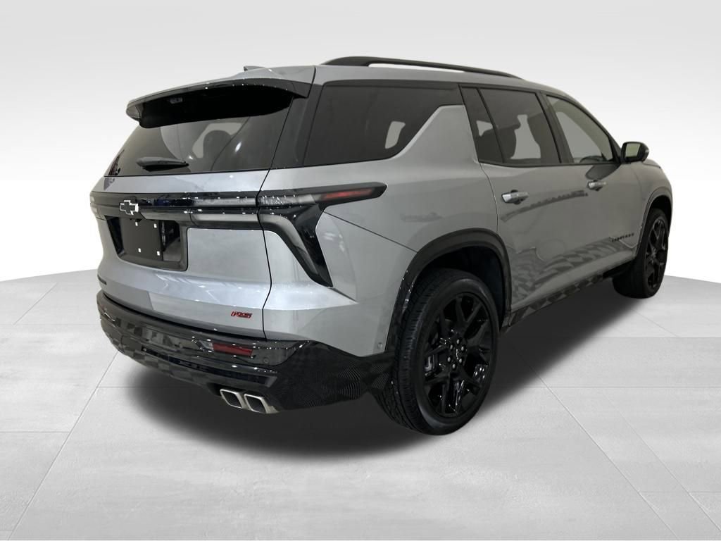 Certified 2025 Chevrolet Traverse RS w/ LPO, Floor Liner Package image 5