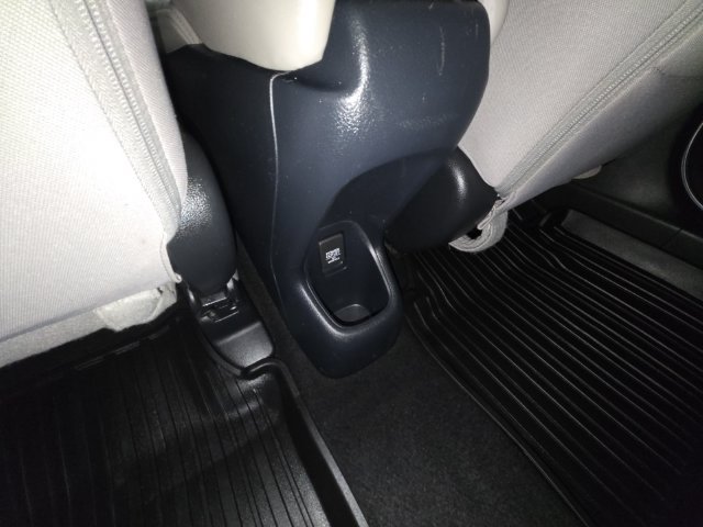Used 2018 Honda HR-V EX image 28