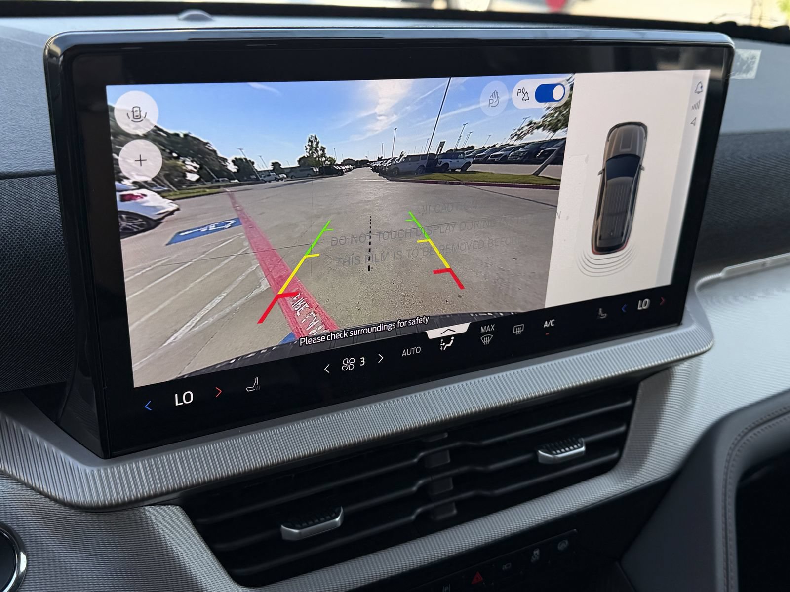 New 2026 Ford Explorer Active RWD image 15
