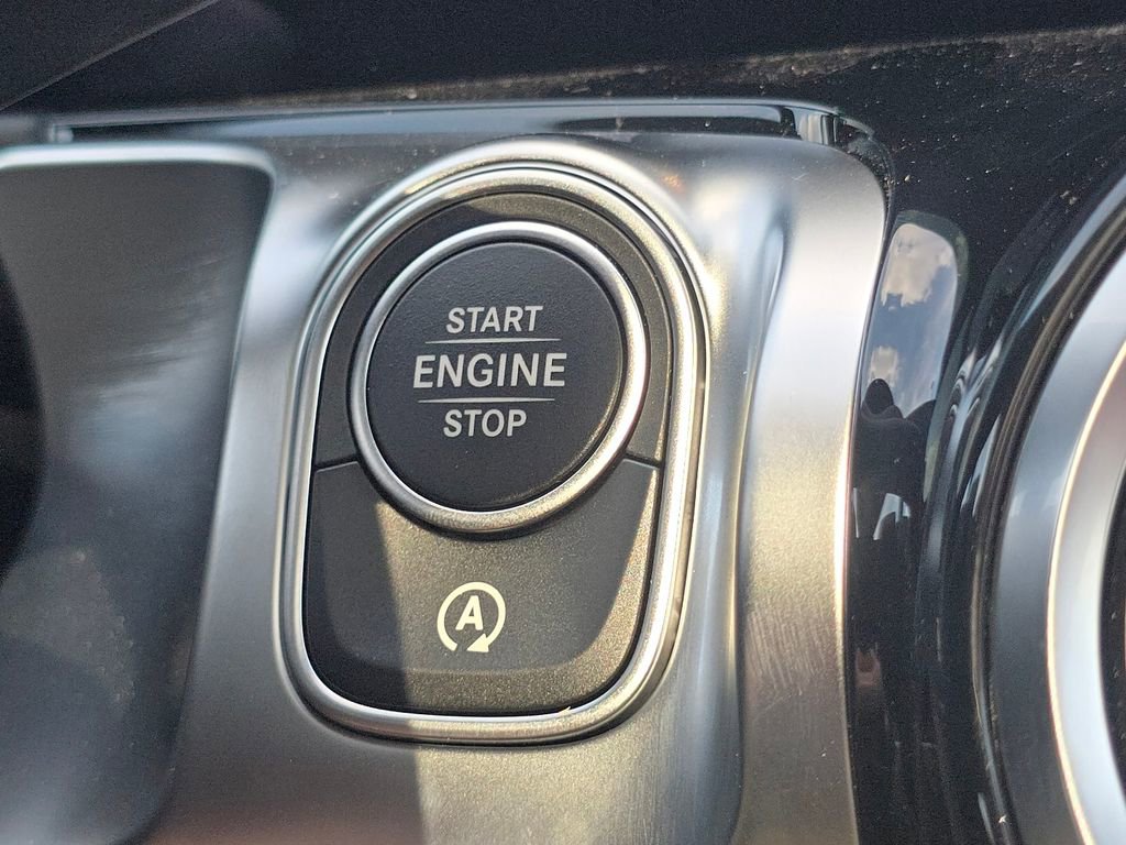 New 2026 Mercedes-Benz GLB 250 4MATIC image 36