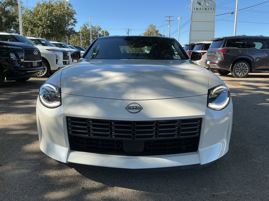 Used 2025 Nissan Z Performance w/ Floor Mat Package image 2
