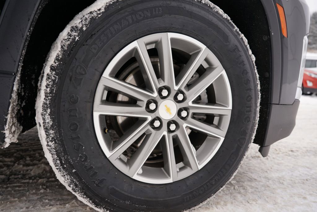 Used 2023 Chevrolet Traverse LT image 35