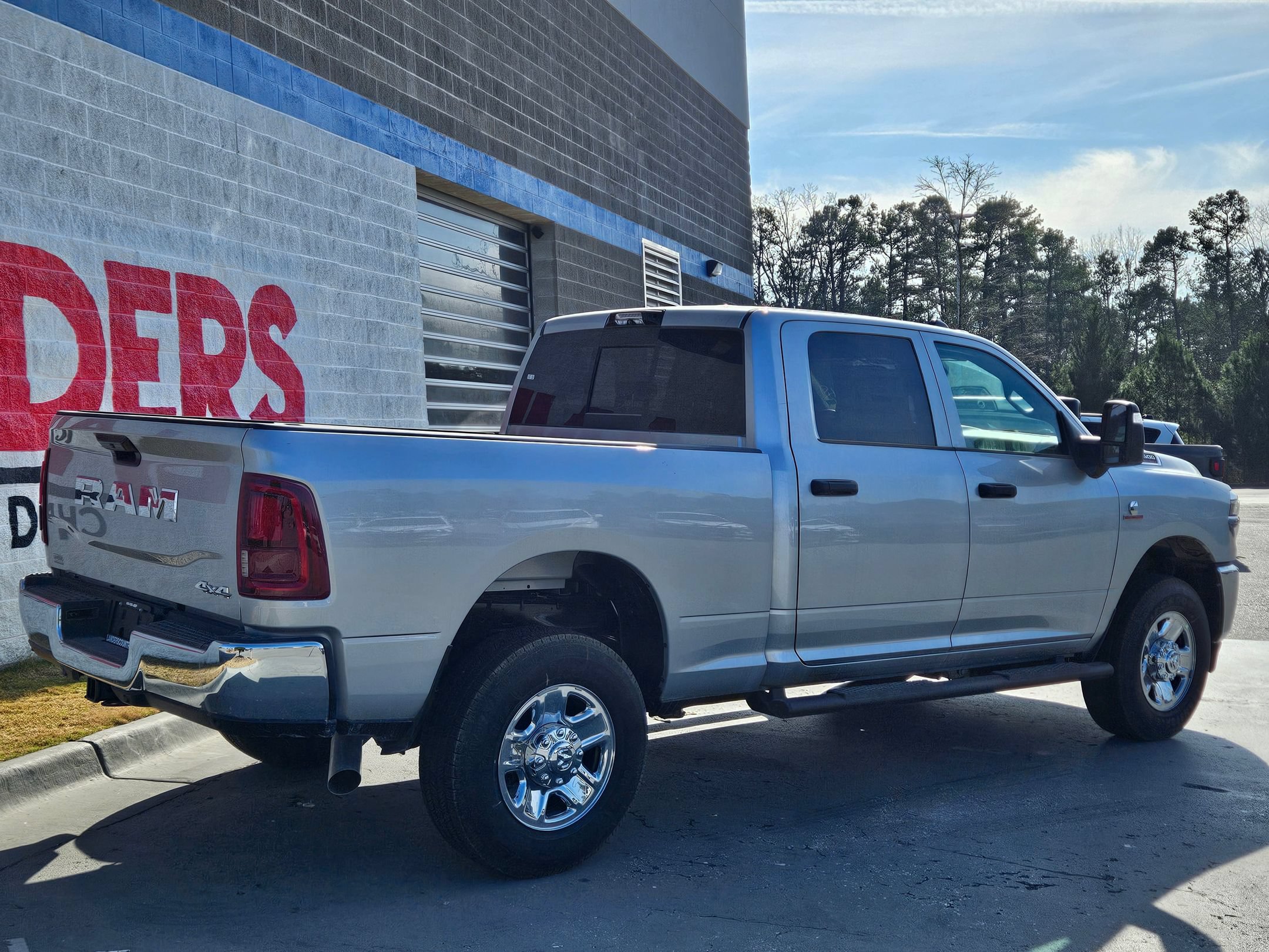 New 2026 RAM 2500 Tradesman AWD/4WD image 7