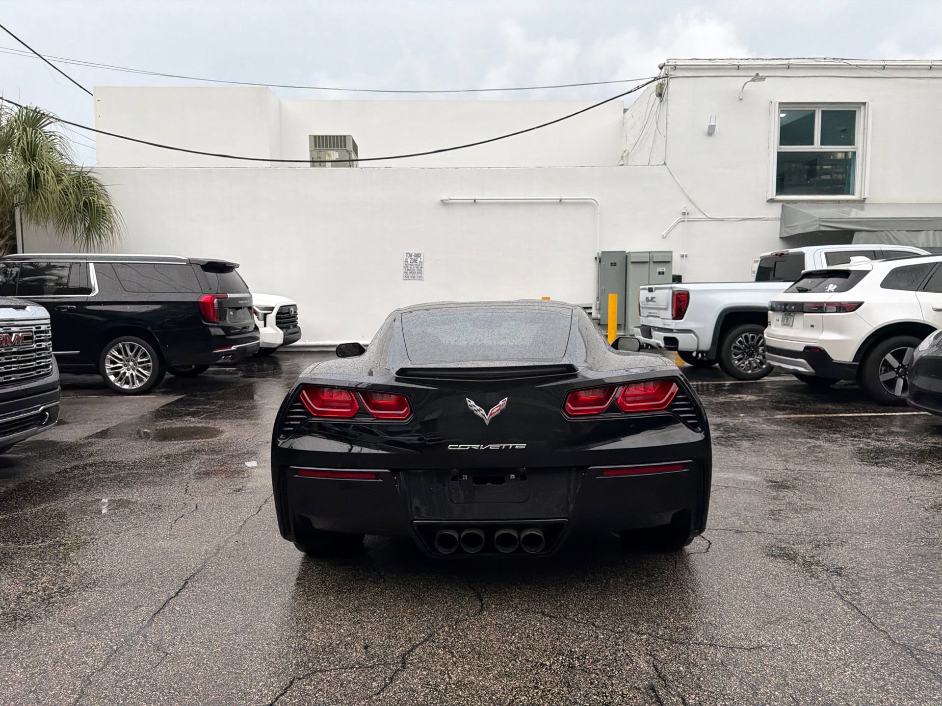 Used 2017 Chevrolet Corvette Stingray Coupe w/ 1LT RWD image 6